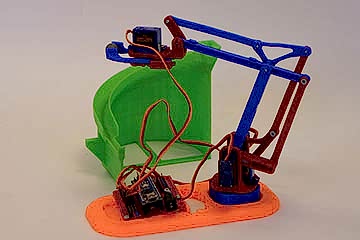 Мастер-класс: «Роборука» скатывает шарик с горки