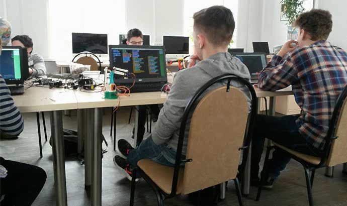 RobotON.Constructor RobotON.Constructor